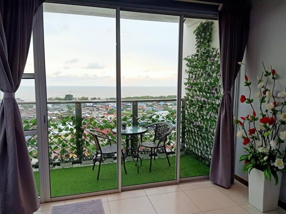 Sekinchan Seaview Homestay L143 High View Dış mekan fotoğraf